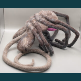 Woolkins - Alien face hugger